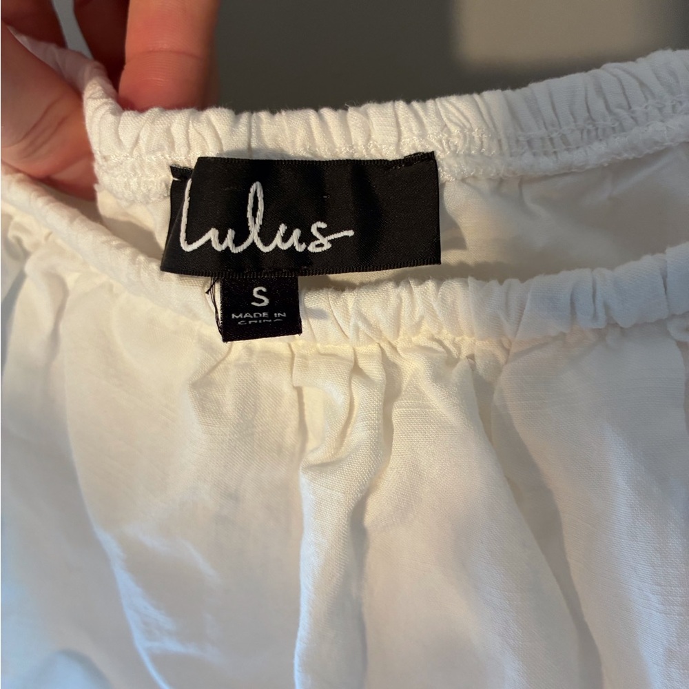 Lulu's White Off-the-Shoulder Ruffle Swing Top - Picture 3 of 3